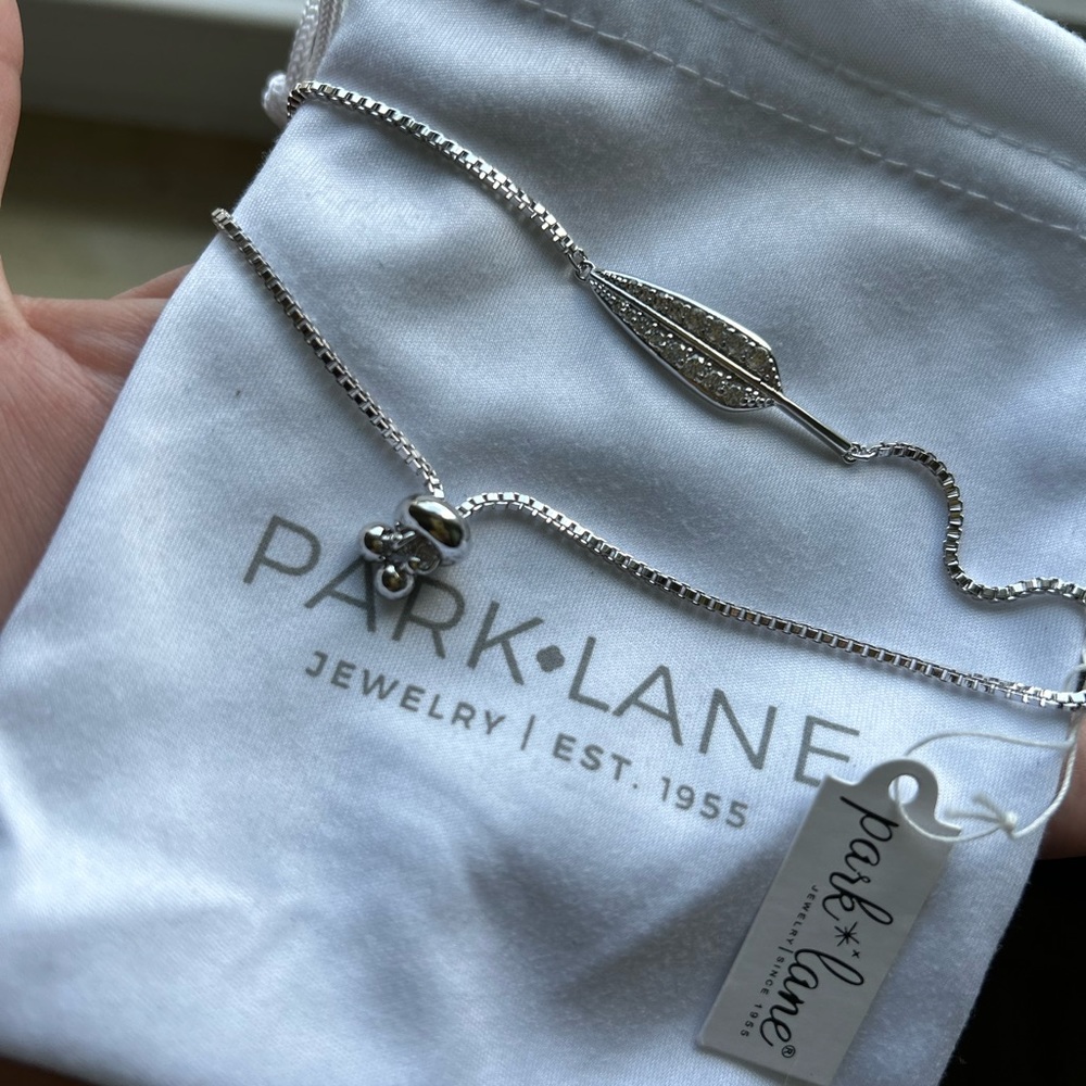 Park•Lane Silver Leaf “CLARITY” Bracelet